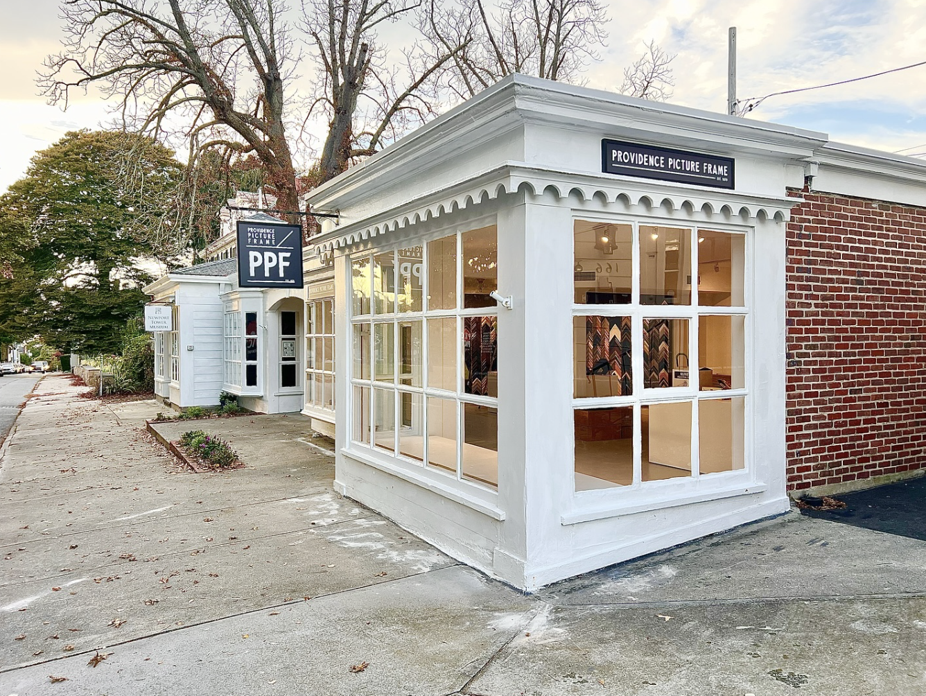 Designer Resource: Providence Picture Frame