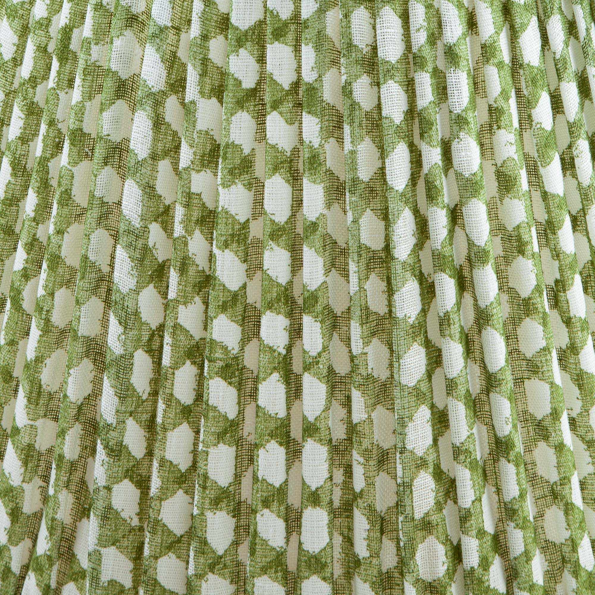 14" Fermoie Lampshade - Wicker in Green - Newport Lamp & Shade Company