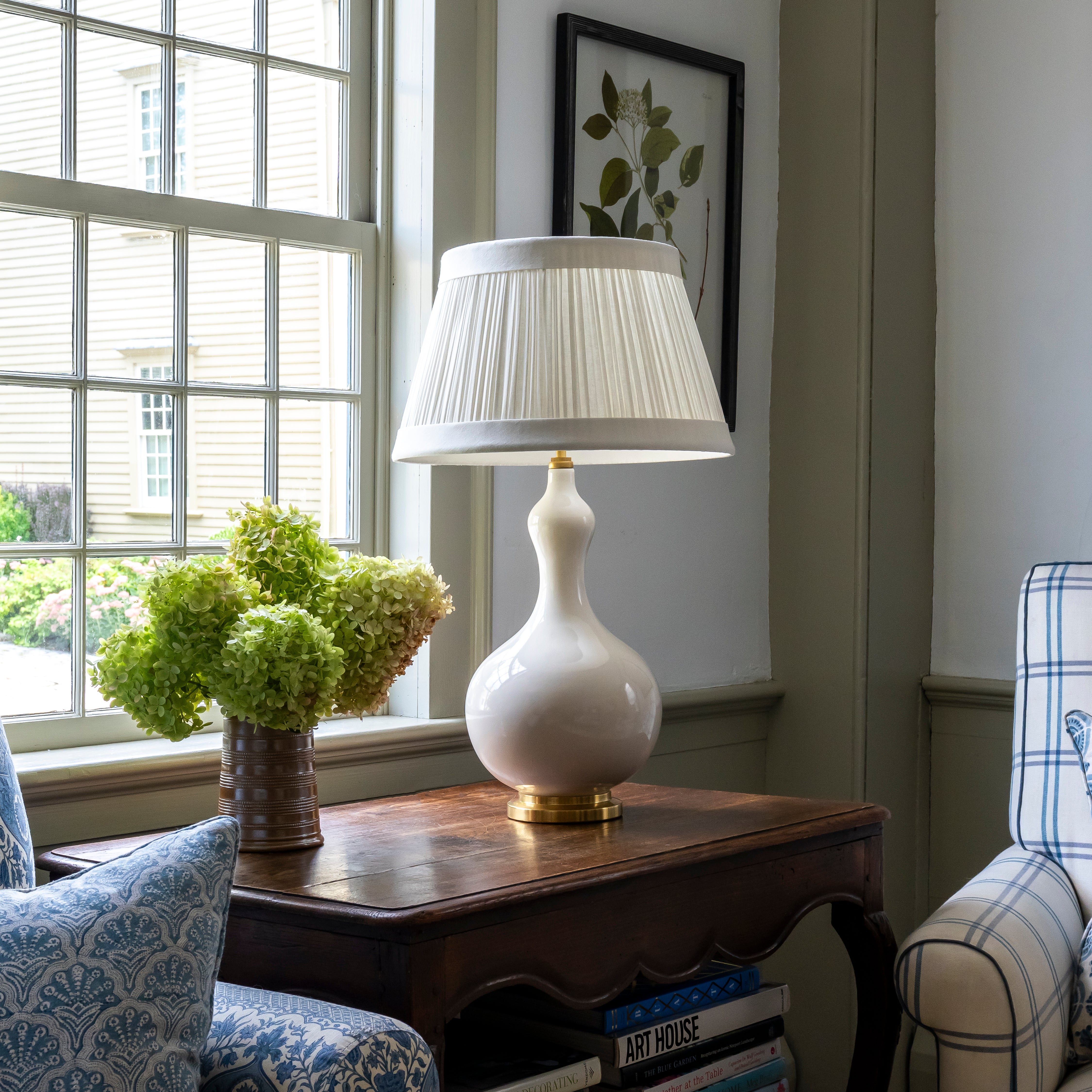 Amelia Lampshade in Off-White Linen - Newport Lamp & Shade Company
