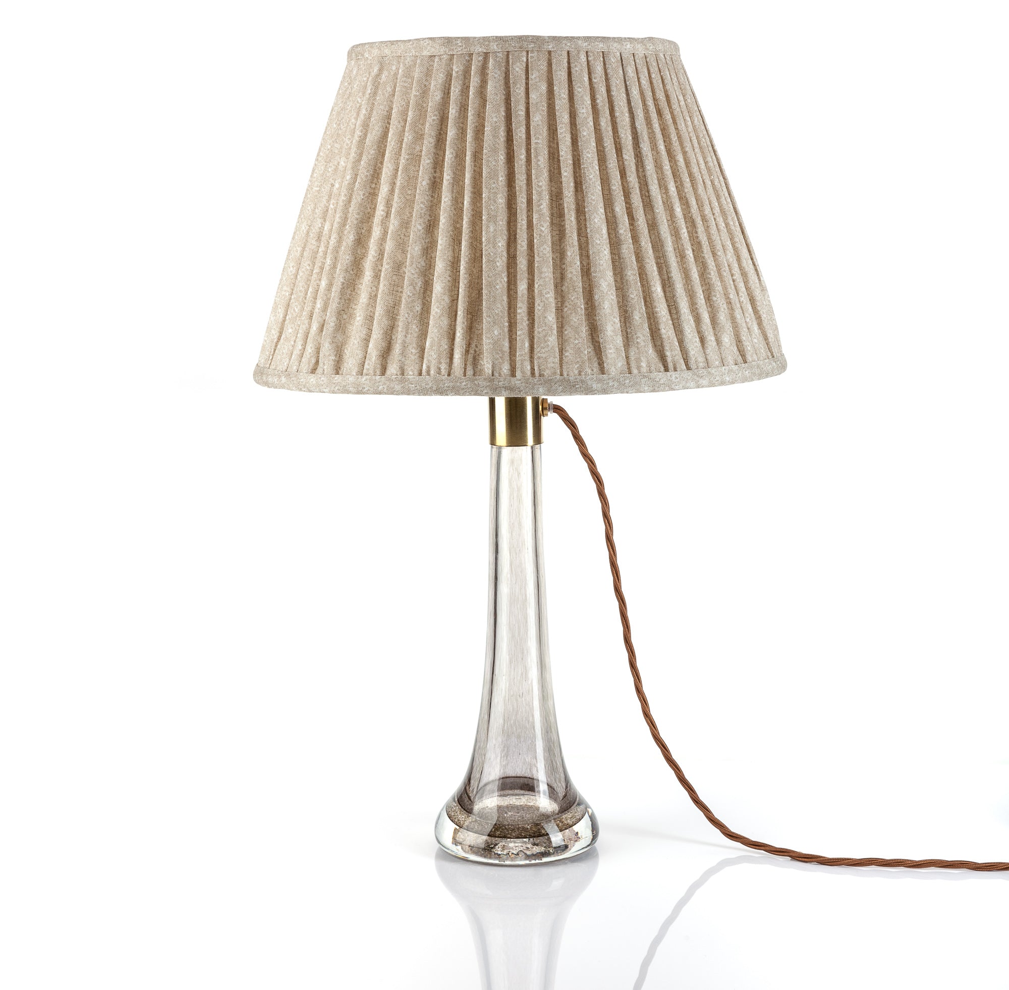 18" Fermoie Lampshade - Figured Linen in Ecru - Newport Lamp & Shade Company