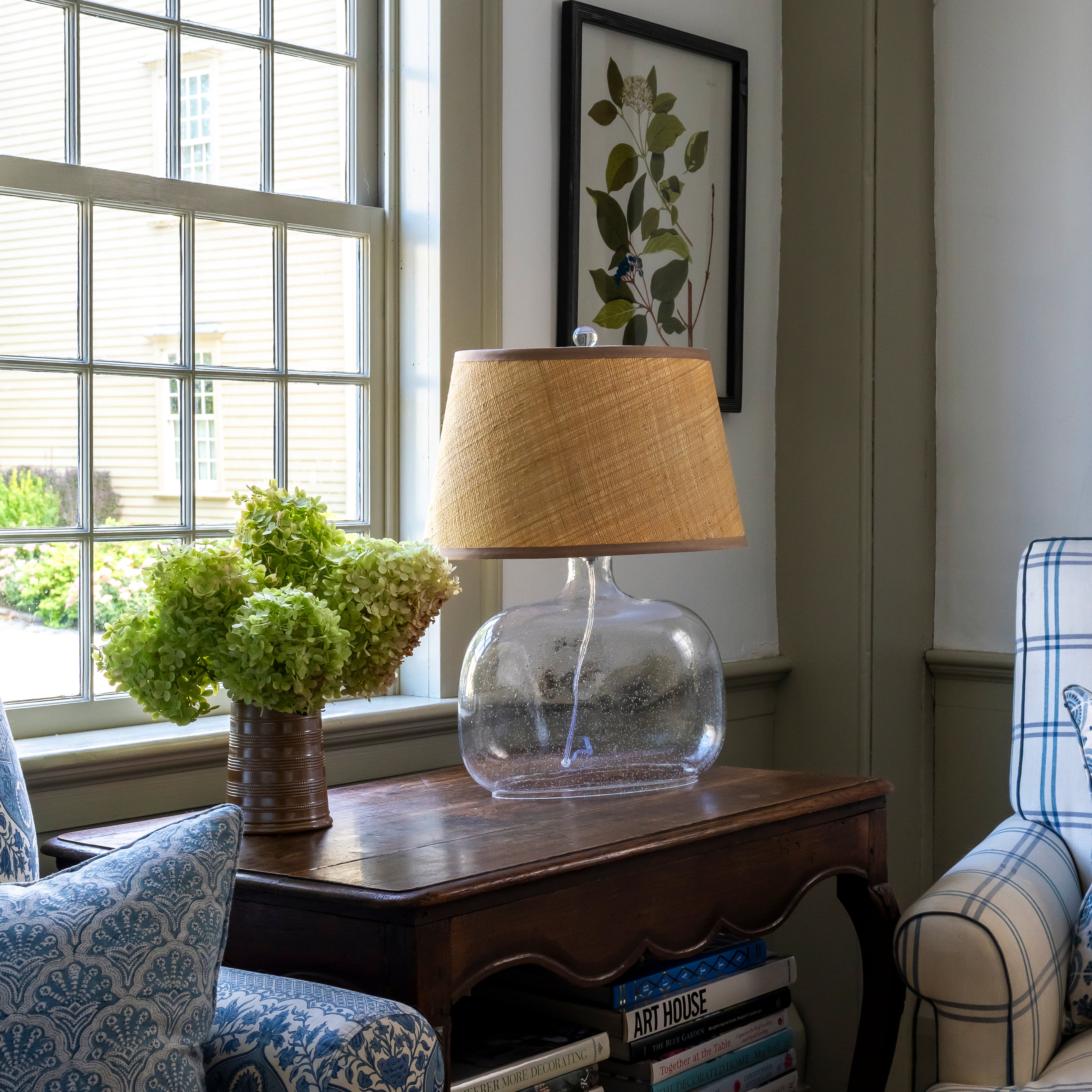 Seeded Oval Glass Table Lamp